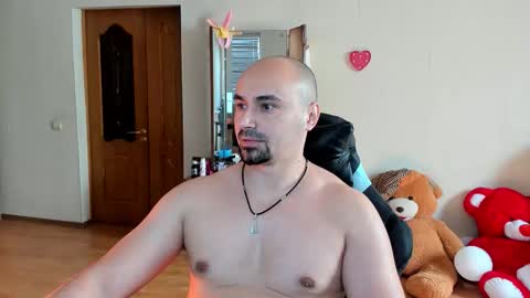 Ziesh online show from October 6, 2025, 9:18 am