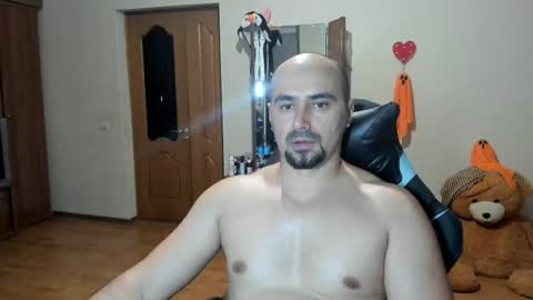 Ziesh online show from November 5, 2025, 9:26 pm