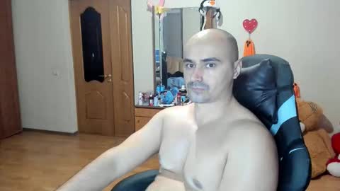 Ziesh online show from November 9, 2025, 5:11 pm