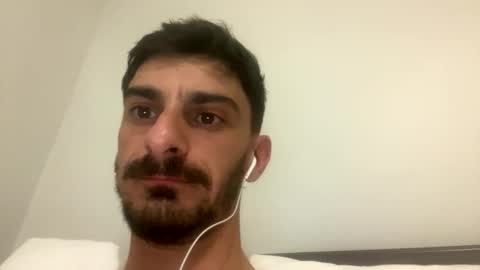 Snapshot of ziggy22113 chatting on October 24, 2025, 12:12 pm ziggy22113 online show from October 24, 2025, 12:12 pm