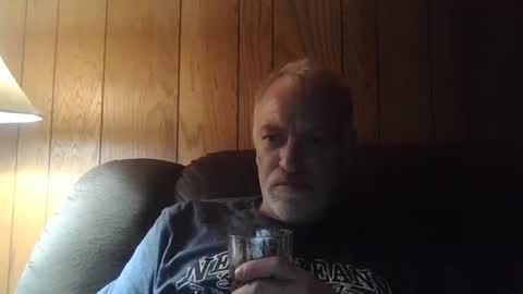 Snapshot of ziggy454 chatting on November 10, 2025, 11:09 am ziggy454 online show from November 10, 2025, 11:09 am