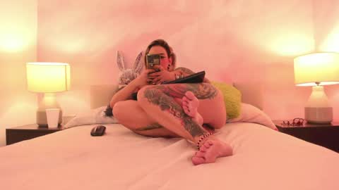 Snapshot of zihaadams_ chatting on May 4, 2026, 10:28 pm zihaadams_ online show from May 4, 2026, 10:28 pm