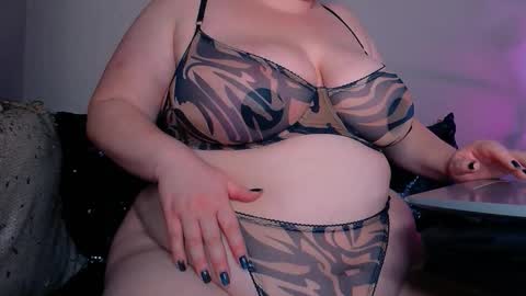 zinacorleone online show from February 8, 2026, 6:55 pm