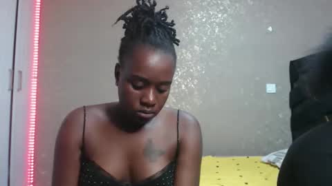 Zinadine online show from February 3, 2026, 5:27 am