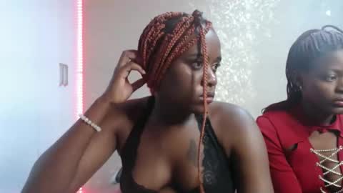 Zinadine online show from February 25, 2026, 6:17 pm