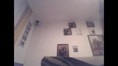 Snapshot of zippi55 chatting on September 19, 2025, 4:51 pm Zippi online show from September 19, 2025, 4:51 pm