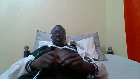 Zlatann2012 online show from September 25, 2025, 9:40 pm