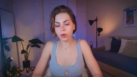 Snapshot of zlicious chatting on October 8, 2025, 10:51 pm Zara Join next live at 5PM EST online show from October 8, 2025, 10:51 pm