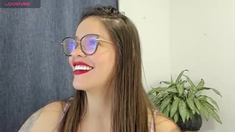 ZOE online show from February 12, 2025, 3:40 am