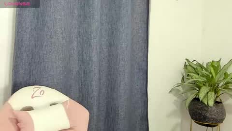 ZOE online show from March 11, 2025, 8:20 am