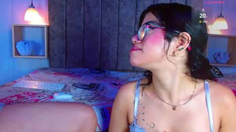 Snapshot of zoe_axel1 chatting on April 26, 2026, 6:27 pm zoe_axel1 online show from April 26, 2026, 6:27 pm