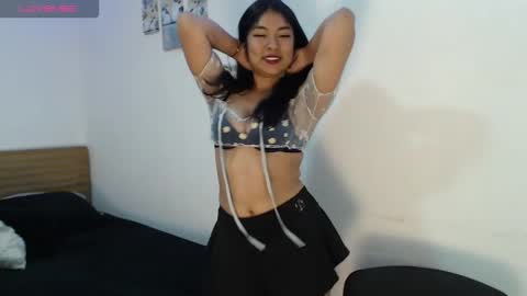 zoe_crazy14 online show from September 22, 2025, 9:06 pm