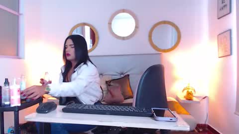 zoe_hecate online show from March 21, 2026, 5:05 pm