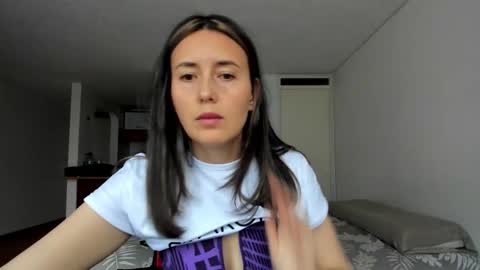 ZOE online show from February 11, 2026, 10:37 pm