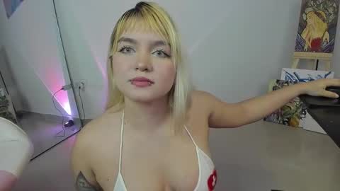 zoe online show from March 5, 2025, 12:59 am