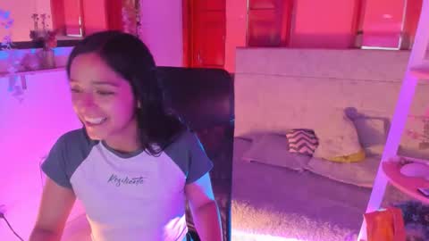 zoe_jonesx online show from March 20, 2026, 12:54 pm