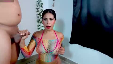 zoe_latin4 online show from May 21, 2026, 12:17 am