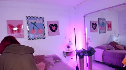 Zoe Lynch online show from January 8, 2026, 11:45 am