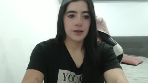 Snapshot of zoe_mill33r chatting on February 23, 2026, 5:38 am Zoe online show from February 23, 2026, 5:38 am