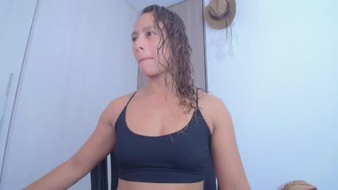 zoe online show from February 25, 2026, 9:46 pm