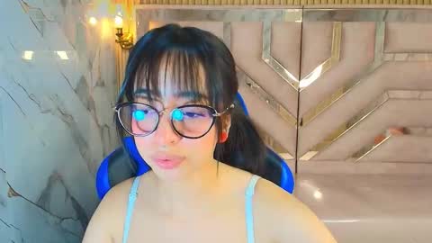 Snapshot of zoe_r_ chatting on September 26, 2025, 3:54 am Zoe online show from September 26, 2025, 3:54 am