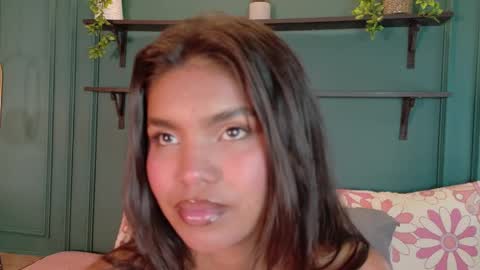 Zoe online show from April 16, 2026, 3:07 am