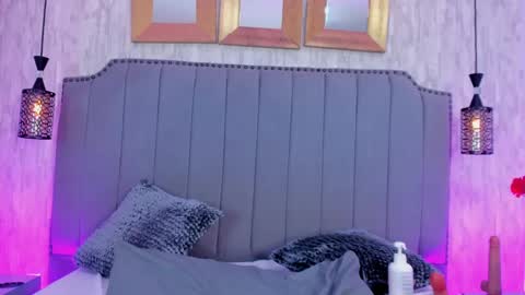 Camila Aristizabal online show from February 14, 2025, 11:42 pm