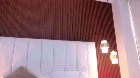 Camila Aristizabal online show from October 23, 2025, 8:51 pm