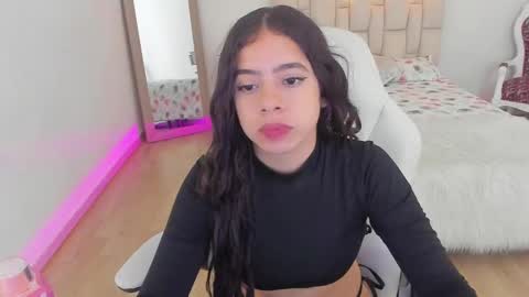 Zoe online show from March 7, 2025, 2:23 pm