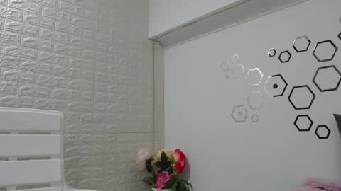 Carolina online show from September 27, 2025, 10:48 pm