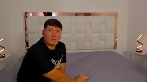 Zoe And Ethan online show from September 30, 2025, 7:08 pm