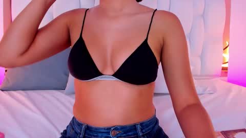 Zoe And Ethan online show from October 3, 2025, 6:38 pm