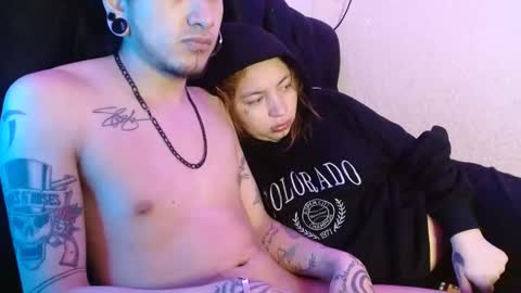 zoee jhonnyy online show from March 7, 2025, 9:51 am