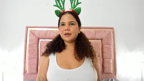 zoee online show from December 3, 2024, 9:55 am