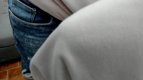 Zoe Krug online show from September 20, 2025, 12:06 pm