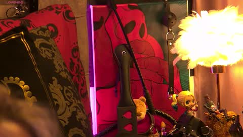 ZoeMesmerize online show from November 7, 2025, 10:59 am