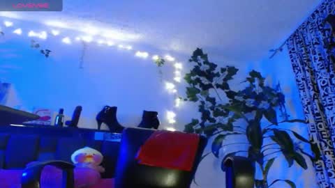 Snapshot of zoemi chatting on January 25, 2025, 9:47 am zoemi online show from January 25, 2025, 9:47 am