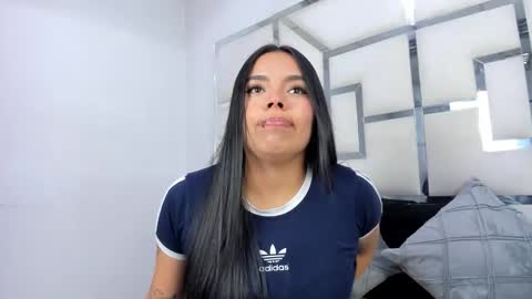 ZoeSwam online show from January 15, 2026, 11:59 am