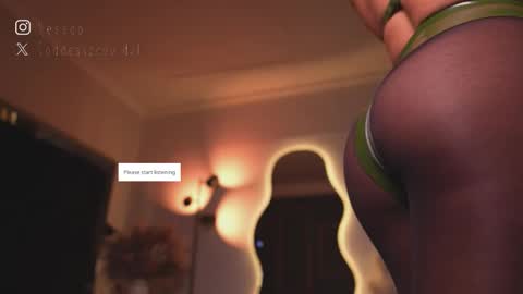 Snapshot of zoevidal_ chatting on February 23, 2026, 12:02 pm zoevidal_ online show from February 23, 2026, 12:02 pm