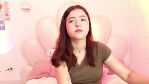 zoewillian online show from September 24, 2025, 2:59 am