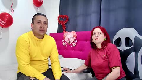 zoeyjuan_95 online show from February 19, 2026, 7:54 pm