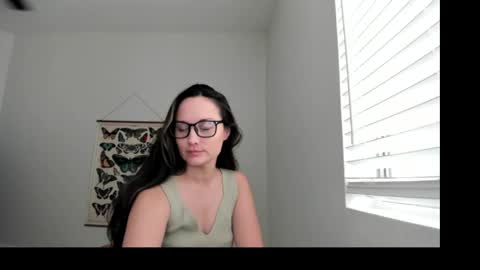 Zoie online show from May 18, 2026, 8:36 pm