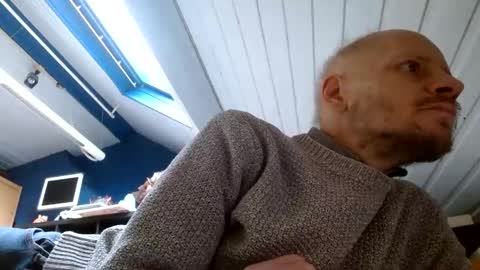 Snapshot of zolexthomas chatting on December 26, 2024, 12:59 pm zolexthomas online show from December 26, 2024, 12:59 pm