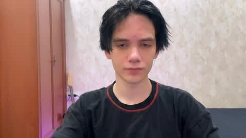 Zombdeeeee online show from May 18, 2026, 12:29 am
