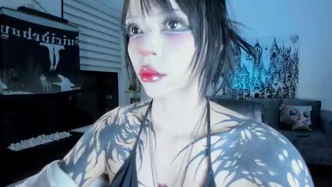 Snapshot of zombieeporcelainex chatting on March 3, 2026, 7:03 am SOPHIE online show from March 3, 2026, 7:03 am