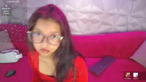 Snapshot of zoow_bluussh chatting on February 13, 2026, 1:51 pm Zoe online show from February 13, 2026, 1:51 pm