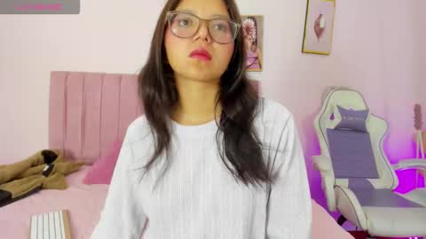 Zoe online show from March 26, 2026, 12:00 pm