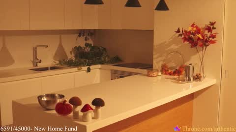 Snapshot of zorosgiirl chatting on September 22, 2025, 8:11 pm Birthday Stream - Dec 5 online show from September 22, 2025, 8:11 pm