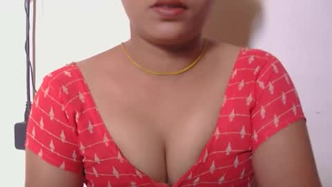 Zoya online show from April 17, 2026, 8:06 am