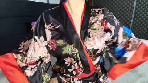 zpzphot online show from February 23, 2026, 9:01 pm